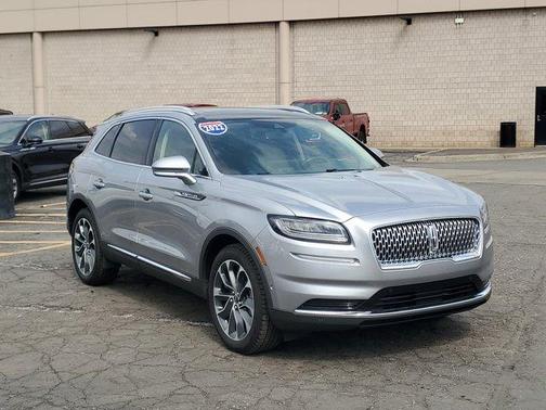 2022 Lincoln Nautilus Reserve
