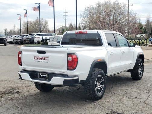 2023 GMC Canyon AT4