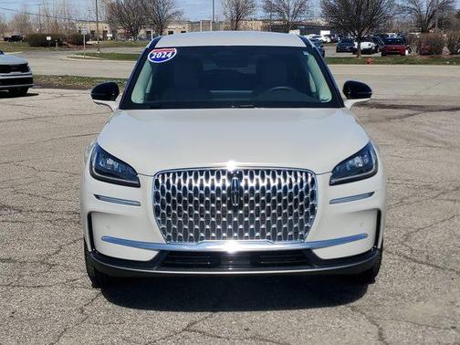 Ceramic Pearl Metallic 2024 Lincoln Corsair Premiere
