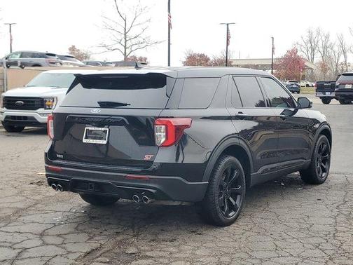 2022 Ford Explorer ST