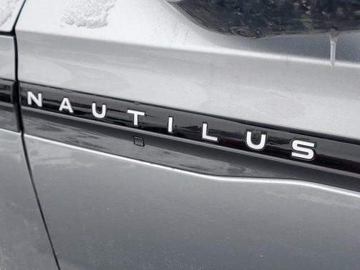 2025 Lincoln Nautilus Black Label