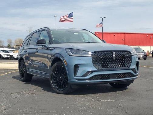 Whisper White 2026 Lincoln Aviator Reserve AWD SUV