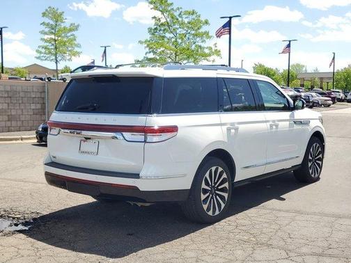 2022 Lincoln Navigator Reserve