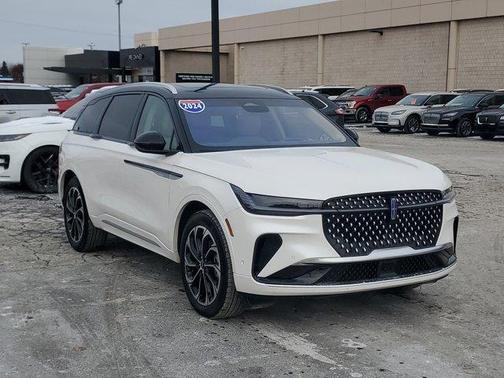 2024 Lincoln Nautilus Reserve