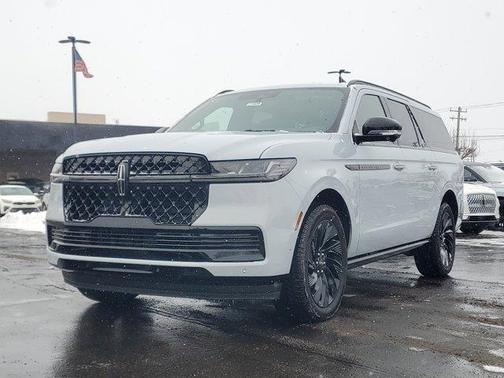 2025 Lincoln Navigator L Reserve