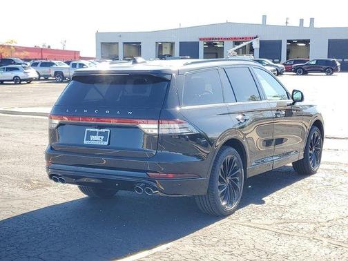 2025 Lincoln Aviator Reserve AWD