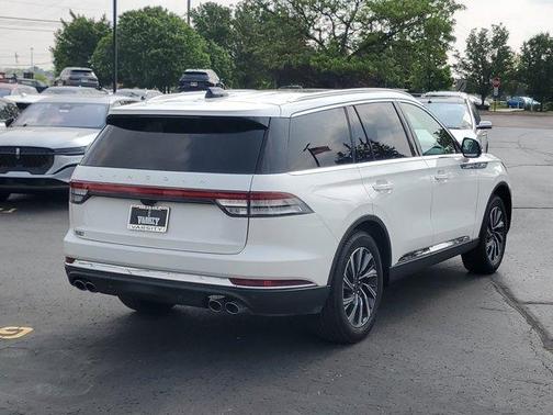 2025 Lincoln Aviator Premiere