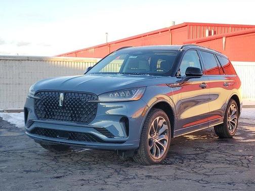2025 Lincoln Aviator Premiere