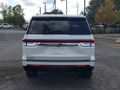 2024 Lincoln Navigator L Reserve