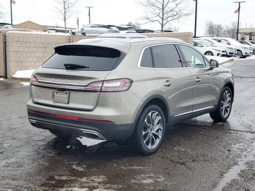 2023 Lincoln Nautilus Reserve