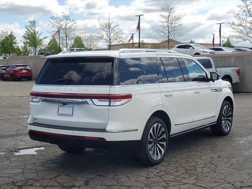 2023 Lincoln Navigator Reserve