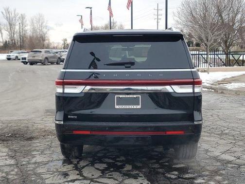 2022 Lincoln Navigator Black Label