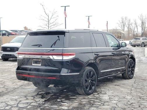 2022 Lincoln Navigator Black Label