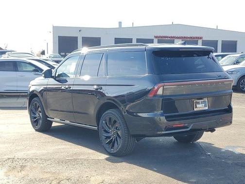 2025 Lincoln Navigator Reserve