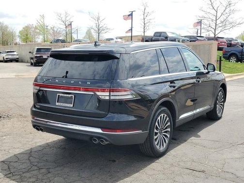2023 Lincoln Aviator Standard AWD