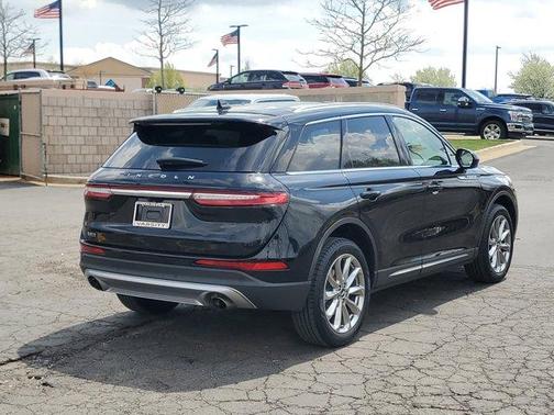 2022 Lincoln Corsair Standard