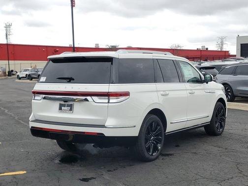 2024 Lincoln Navigator Reserve