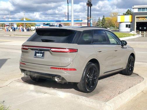 2026 Lincoln Corsair Premiere