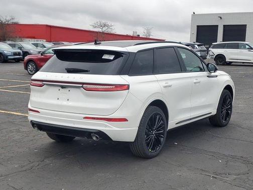 2026 Lincoln Corsair Premiere