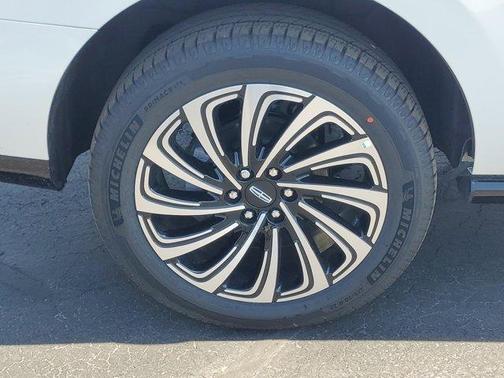 2025 Lincoln Navigator Black Label