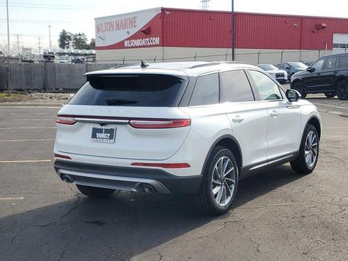 2026 Lincoln Corsair Premiere