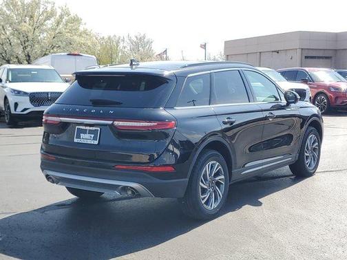 2025 Lincoln Corsair Premiere