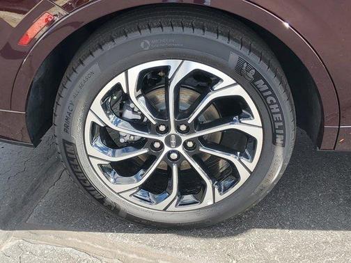 2025 Lincoln Nautilus Reserve