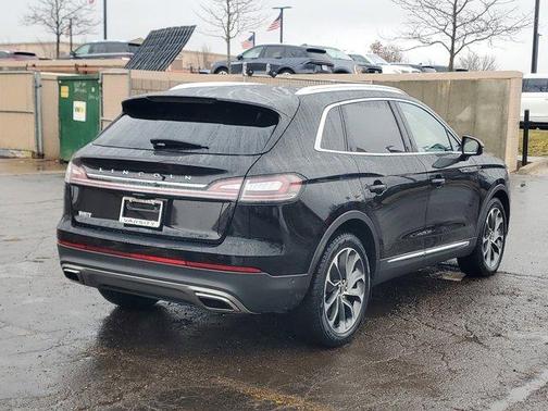 2022 Lincoln Nautilus Reserve