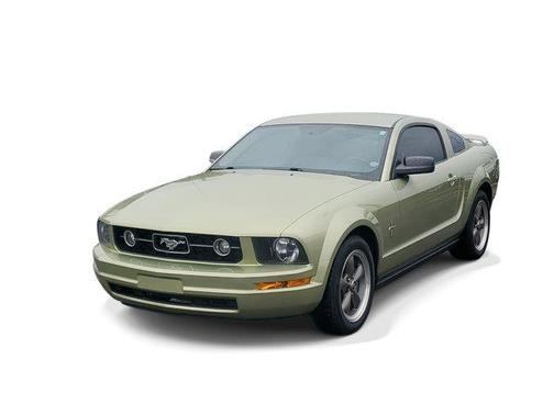 2006 Ford Mustang Deluxe
