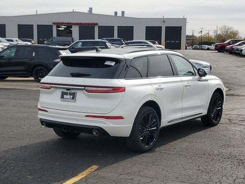 2026 Lincoln Corsair Premiere