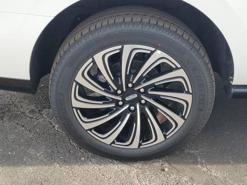 2025 Lincoln Navigator Black Label