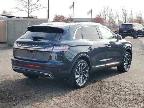 2022 Lincoln Nautilus Reserve