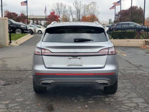 2022 Lincoln Nautilus Reserve