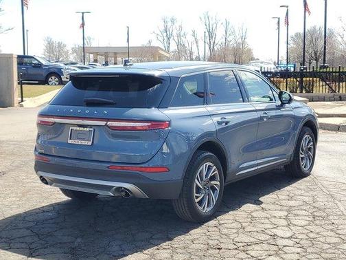 2023 Lincoln Corsair Standard