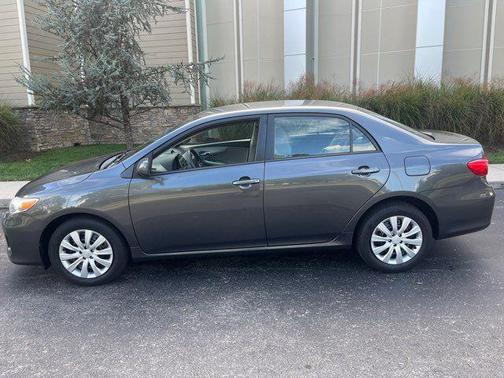 2012 Toyota Corolla LE