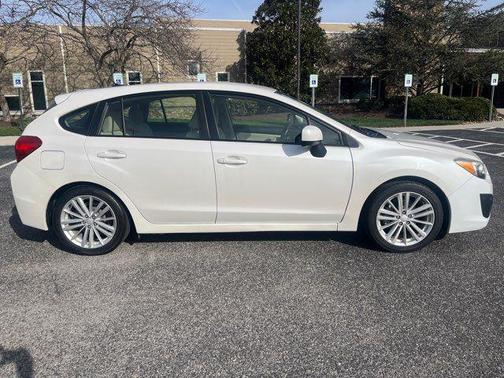 2013 Subaru Impreza 2.0i Premium