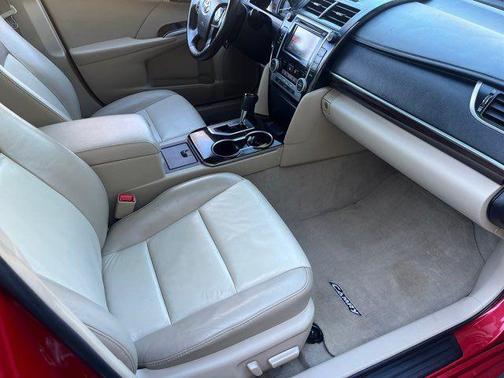 2012 Toyota Camry XLE