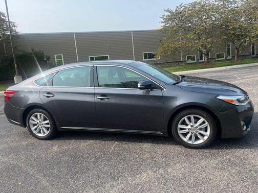 2013 Toyota Avalon XLE Premium
