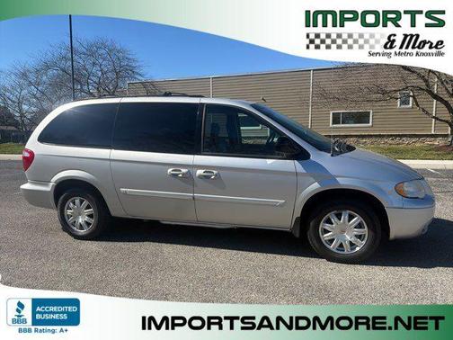 2006 Chrysler Town & Country Touring