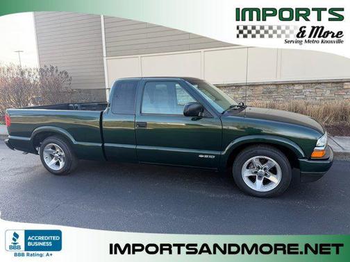 2003 Chevrolet S-10 Base