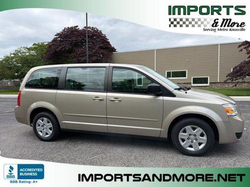 Gold 2009 Dodge Grand Caravan SE