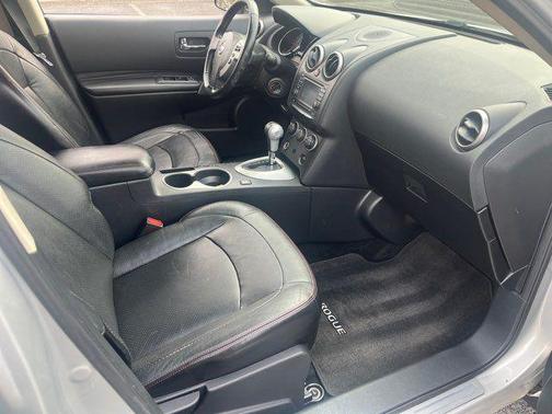 2012 Nissan Rogue SV w/SL Pkg