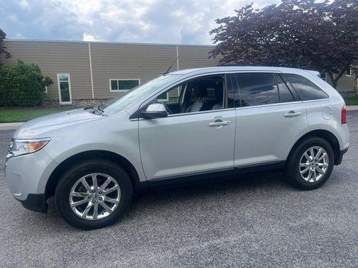 Ingot Silver Metallic 2014 Ford Edge Limited