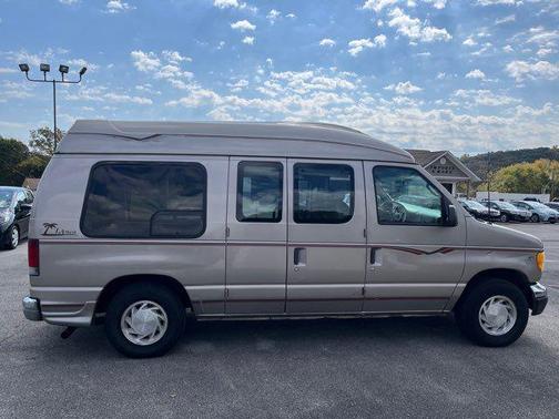 2002 Ford E150 Cargo