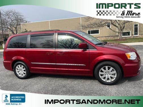 2012 Chrysler Town & Country Touring