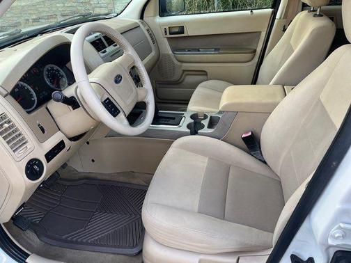 2009 Ford Escape XLT