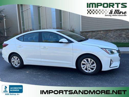 2019 Hyundai ELANTRA SE