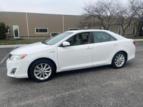 2012 Toyota Camry Hybrid XLE