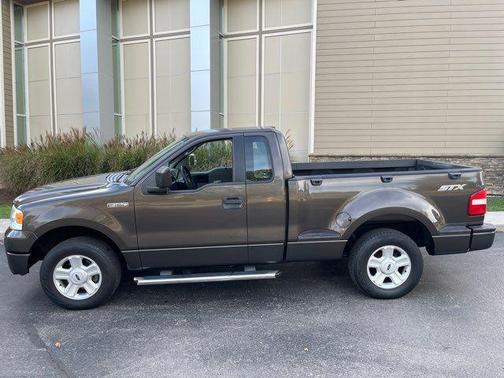 2005 Ford F-150 STX