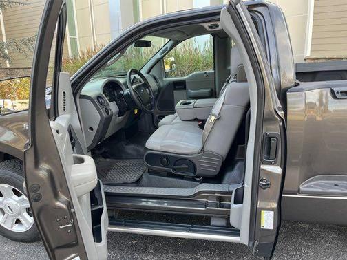 2005 Ford F-150 STX